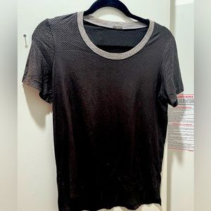 MONROW MESH BLACK SHORT SLEEVE SHIRT…GRAY CREW NECK-SIZE:M